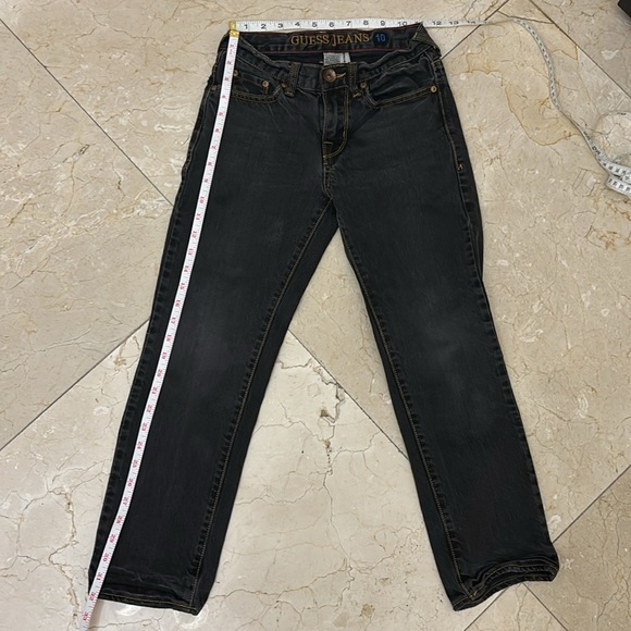 Guess Jeans Brit Rocker Slim Straight Sz:10 Boys Black factory fade wash - Picture 2 of 4